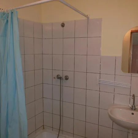 Bede - Fogado Homestay Szatmarcseke